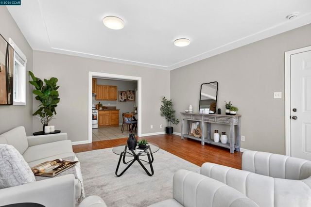 329 45Th St, Richmond, CA 94805