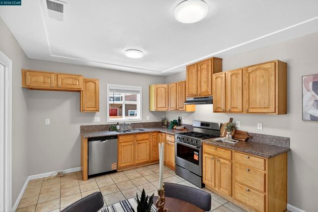 329 45Th St, Richmond, CA 94805