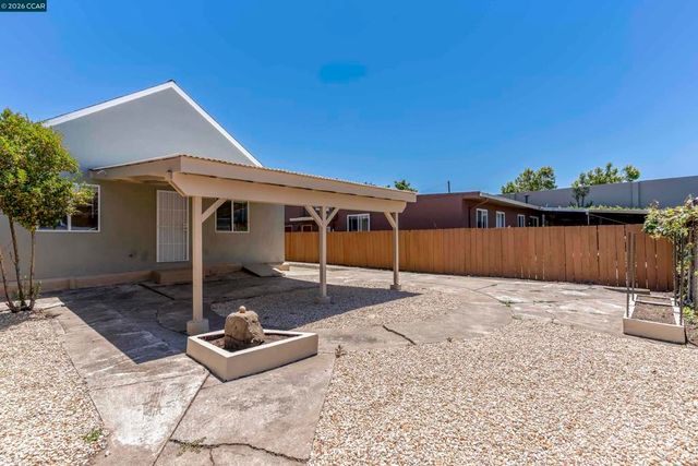 329 45Th St, Richmond, CA 94805