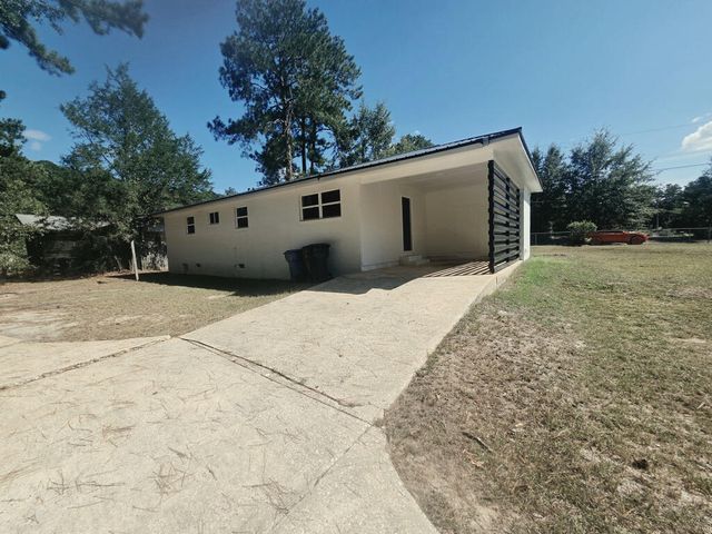 130 Young America Drive, Dothan, AL 36303