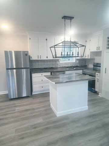 130 Young America Drive, Dothan, AL 36303