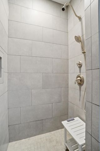 7044 Inchcape Lane, 14 14, Dublin, OH 43016