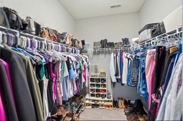 7044 Inchcape Lane, 14 14, Dublin, OH 43016