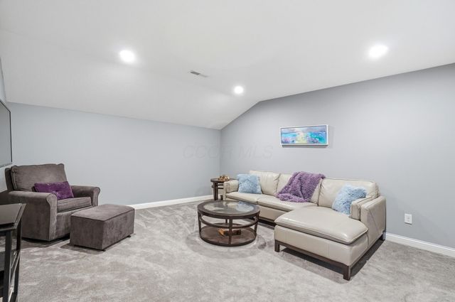 7044 Inchcape Lane, 14 14, Dublin, OH 43016