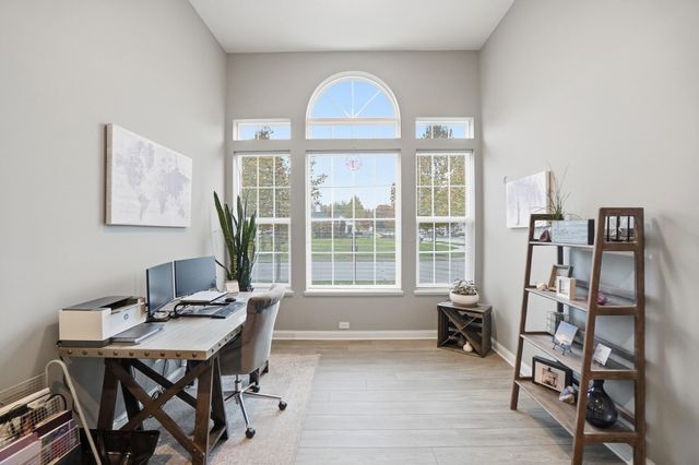 7044 Inchcape Lane, 14 14, Dublin, OH 43016