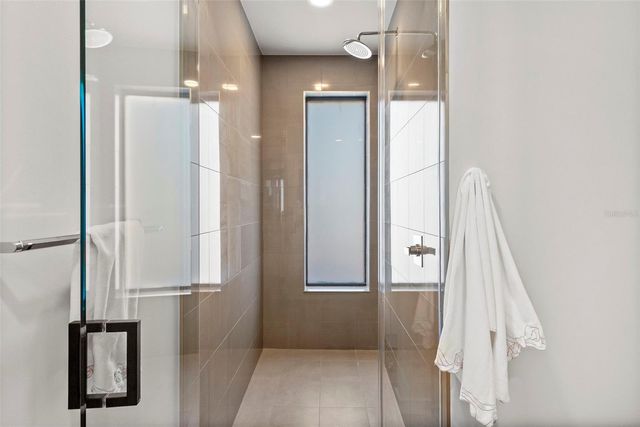 1123 ABBEYS WAY, Tampa, FL 33602