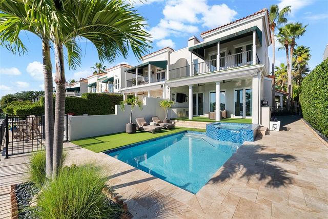 1123 ABBEYS WAY, Tampa, FL 33602