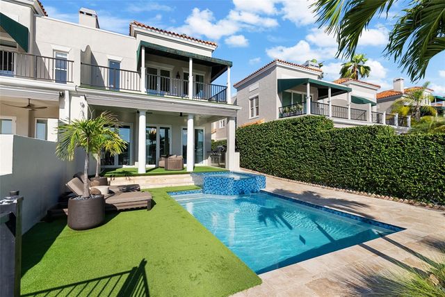 1123 ABBEYS WAY, Tampa, FL 33602