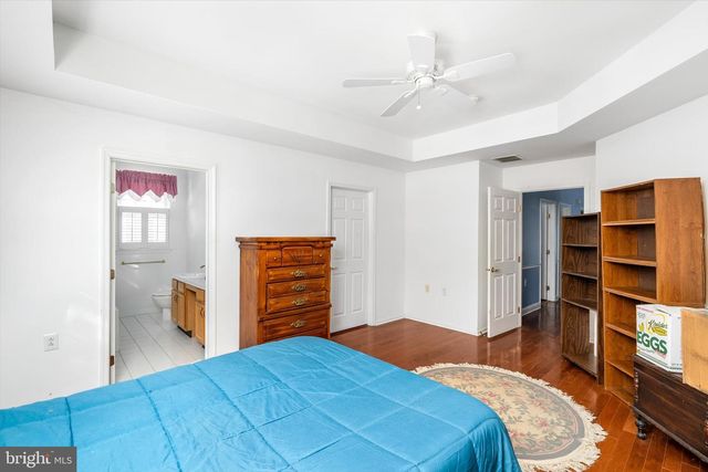 14 HUMMINGBIRD DR, Hamilton, NJ 08690