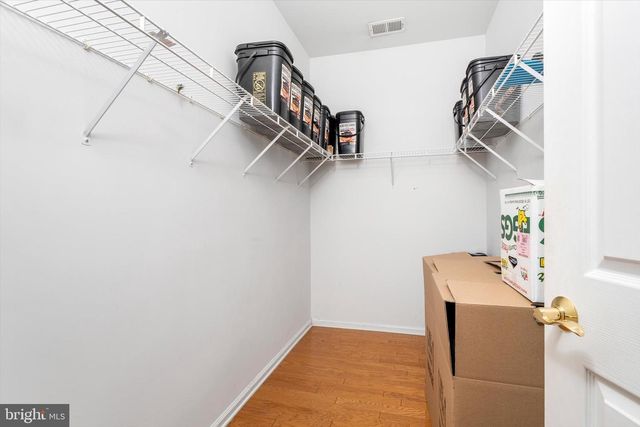 14 HUMMINGBIRD DR, Hamilton, NJ 08690