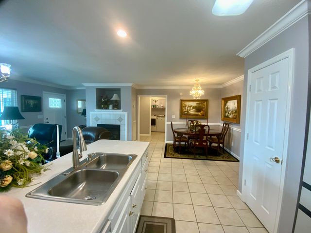 329 Flagstone Drive, Rossville, GA 30741