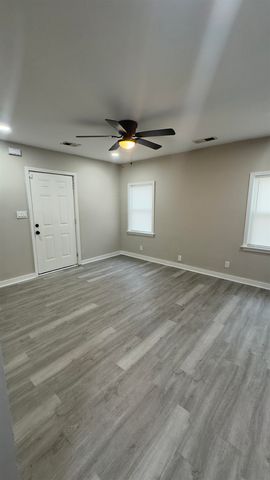 2737 FIZER RD, Memphis, TN 38114