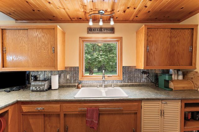 1049 2nd Street, Saint Paul Park, MN 55071