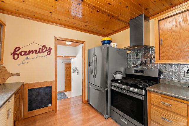 1049 2nd Street, Saint Paul Park, MN 55071