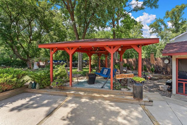 1049 2nd Street, Saint Paul Park, MN 55071