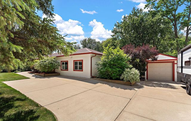 1049 2nd Street, Saint Paul Park, MN 55071