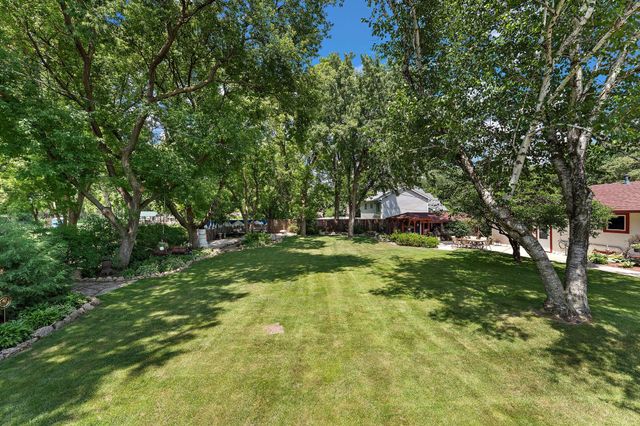 1049 2nd Street, Saint Paul Park, MN 55071