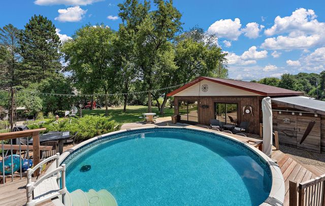 1049 2nd Street, Saint Paul Park, MN 55071