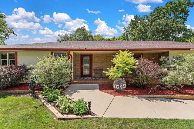 1049 2nd Street, Saint Paul Park, MN 55071
