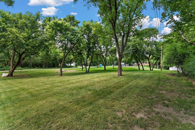 1049 2nd Street, Saint Paul Park, MN 55071