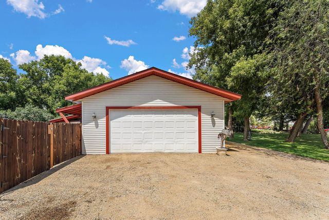 1049 2nd Street, Saint Paul Park, MN 55071