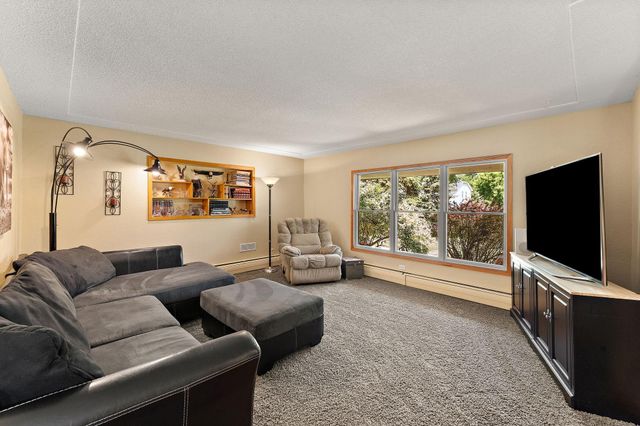 1049 2nd Street, Saint Paul Park, MN 55071