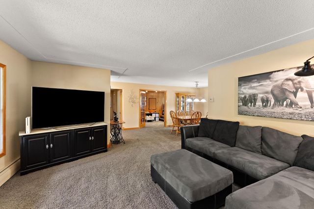 1049 2nd Street, Saint Paul Park, MN 55071