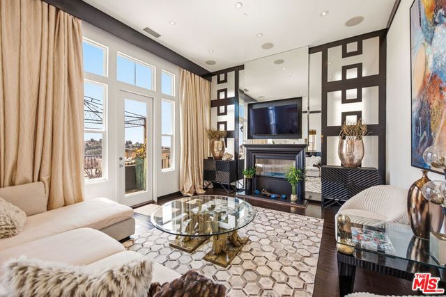 868 Kingsford Street, Monterey Park, CA 91754