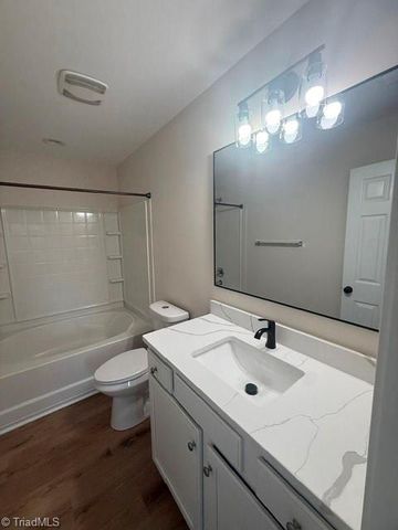 116 Goldfinch Avenue, Greensboro, NC 27409