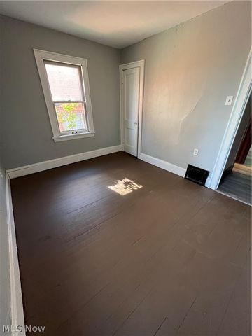 1742 Ford Avenue 1, Akron, OH 44305