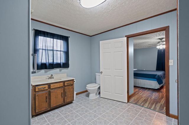 154 Potter Place Road NW, Charleston, TN 37310