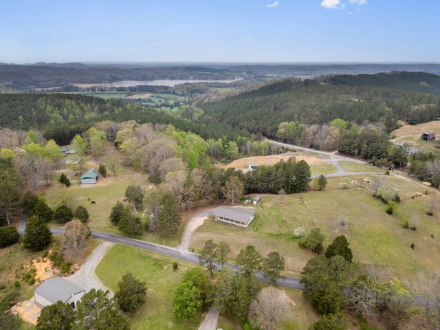 154 Potter Place Road NW, Charleston, TN 37310