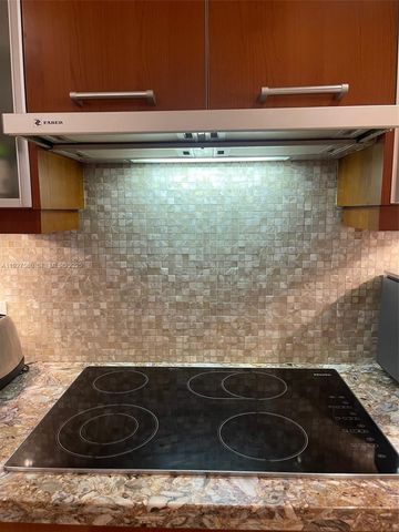 1331 Brickell Bay Dr 3607, Miami, FL 33131