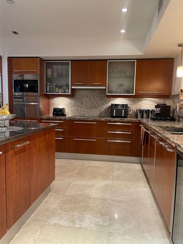 1331 Brickell Bay Dr 3607, Miami, FL 33131