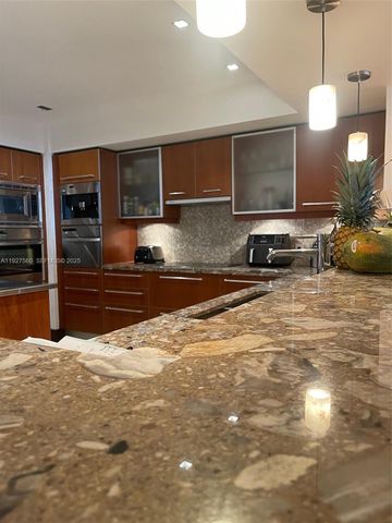 1331 Brickell Bay Dr 3607, Miami, FL 33131