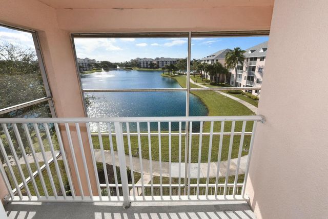 353 S US Hwy 1 B306, Jupiter, FL 33477