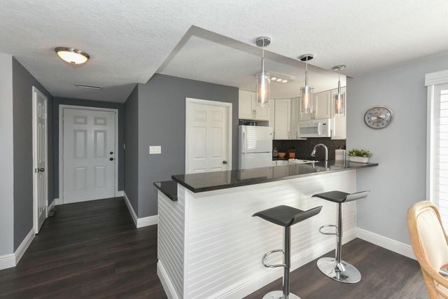353 S US Hwy 1 B306, Jupiter, FL 33477