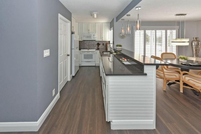 353 S US Hwy 1 B306, Jupiter, FL 33477