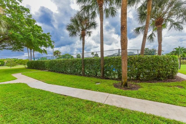 353 S US Hwy 1 B306, Jupiter, FL 33477