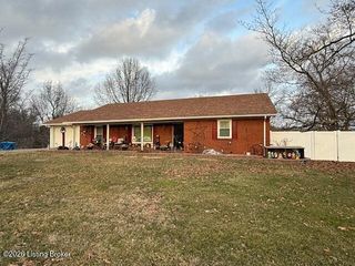 208 Lakewood Dr, Elizabethtown, KY 42701