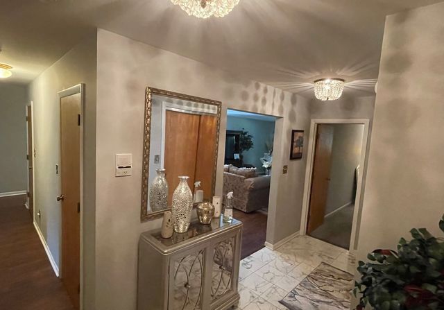 1070 S Nelson Avenue 2, Kankakee, IL 60901