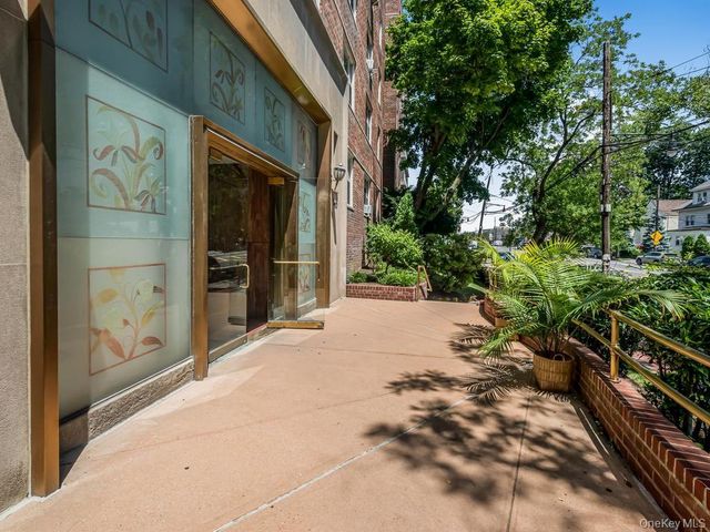 5601 Riverdale Avenue 3R, Bronx, NY 10471