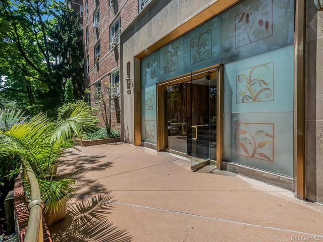 5601 Riverdale Avenue 3R, Bronx, NY 10471