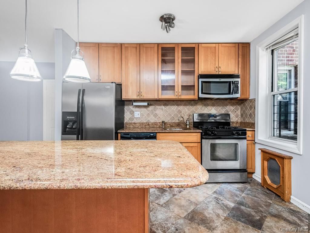 5601 Riverdale Avenue 3R, Bronx, NY 10471 — photo 4