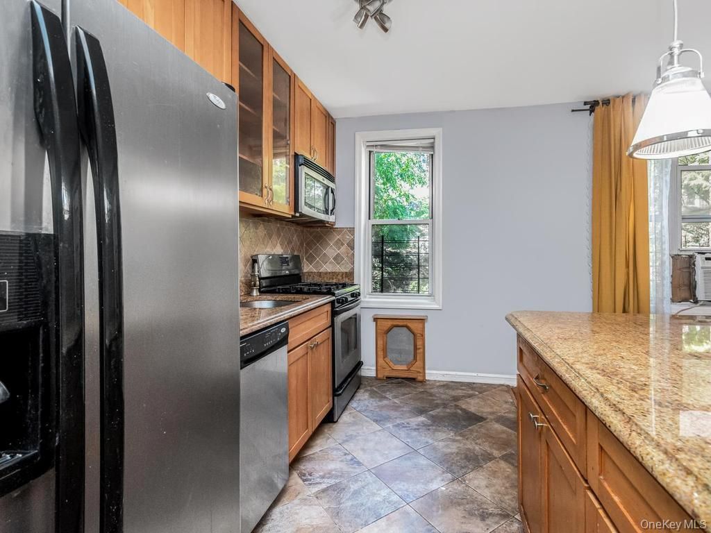 5601 Riverdale Avenue 3R, Bronx, NY 10471 — photo 5