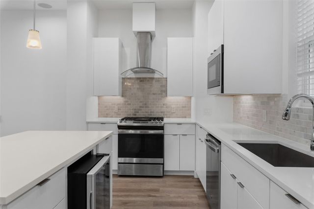 513 Schweikhardt Street, Houston, TX 77020