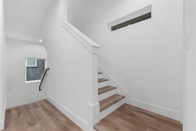 513 Schweikhardt Street, Houston, TX 77020