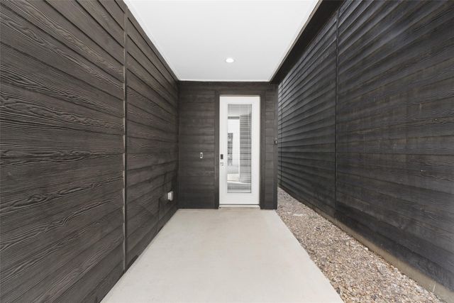 513 Schweikhardt Street, Houston, TX 77020