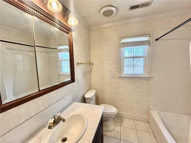 689 Lanier Road, Lexington, NC 27295