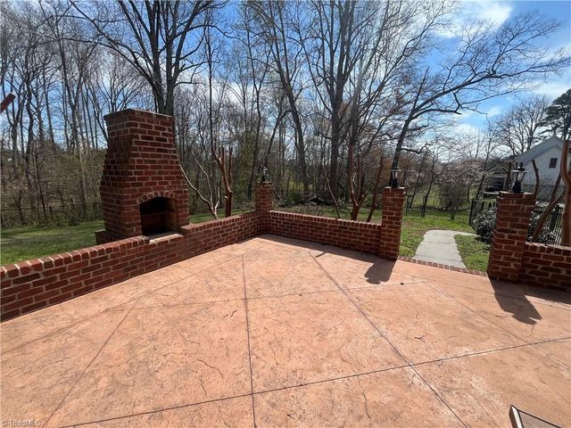 689 Lanier Road, Lexington, NC 27295